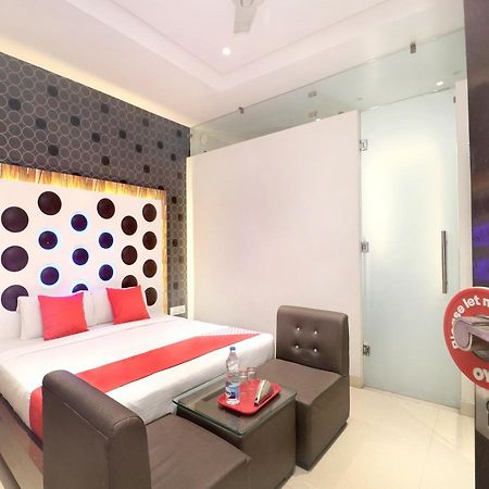 Oyo 14829 Hotel J Cruise Ludhiana Eksteriør bilde