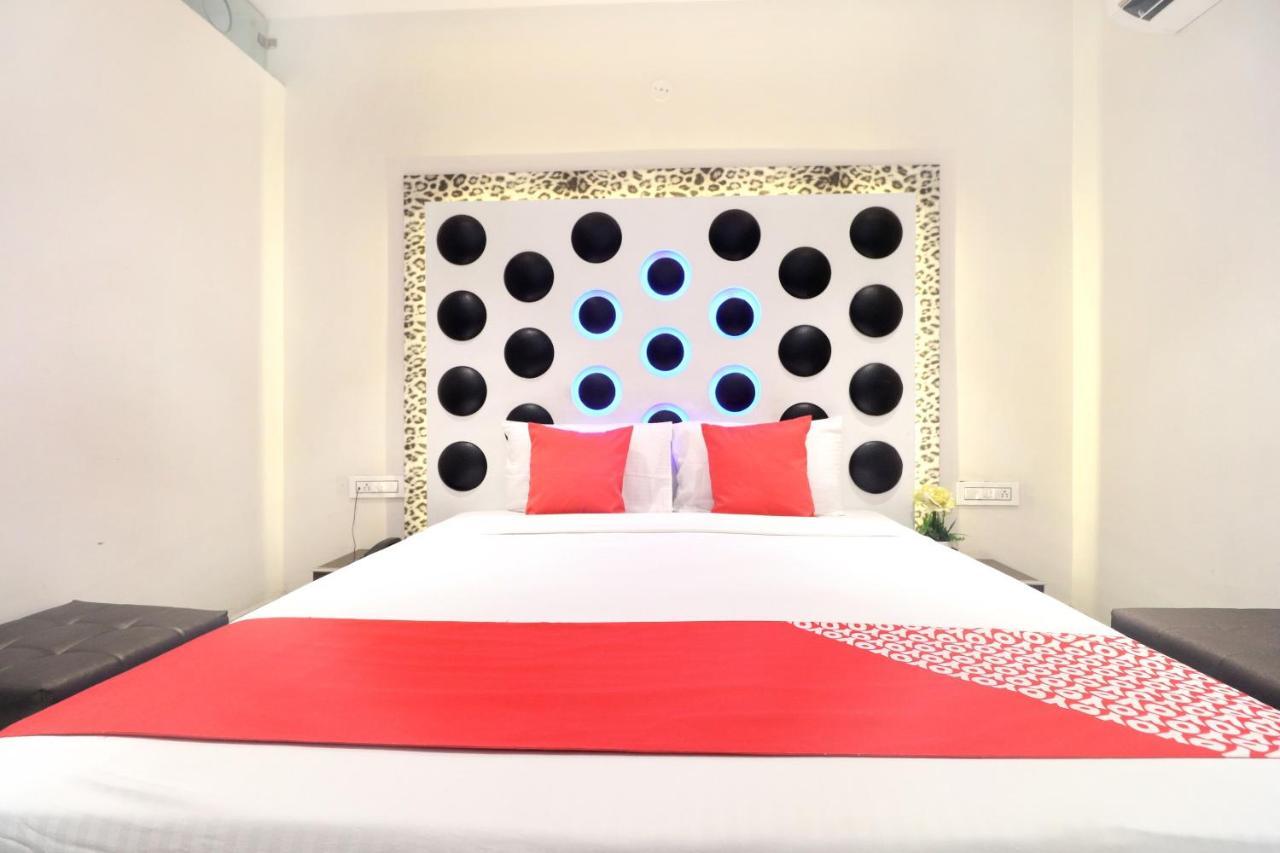 Oyo 14829 Hotel J Cruise Ludhiana Eksteriør bilde